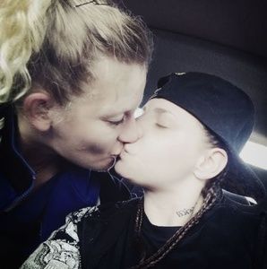 Meet your Posher, Star